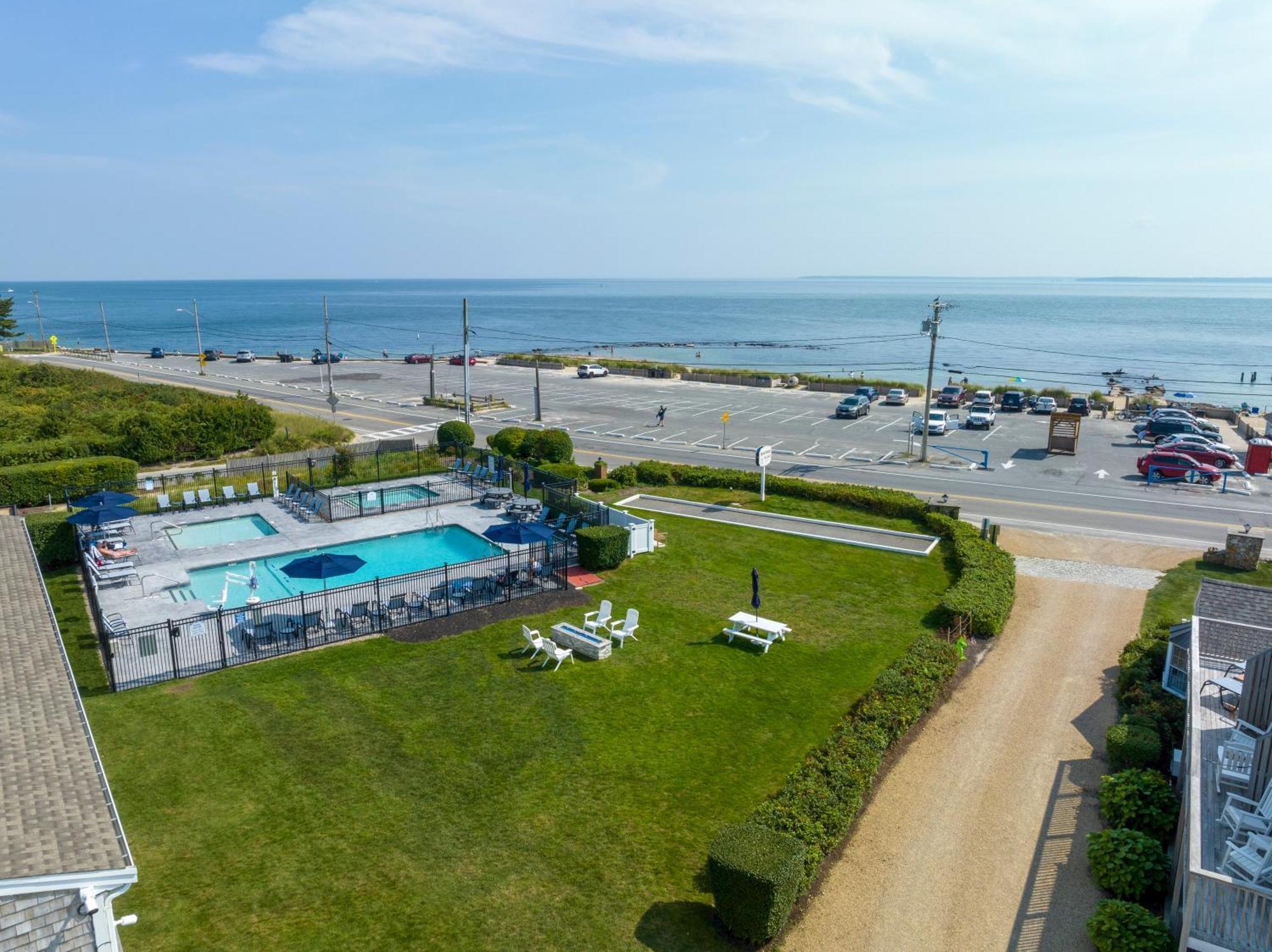 Beachside Village Resort فالماوث المظهر الخارجي الصورة