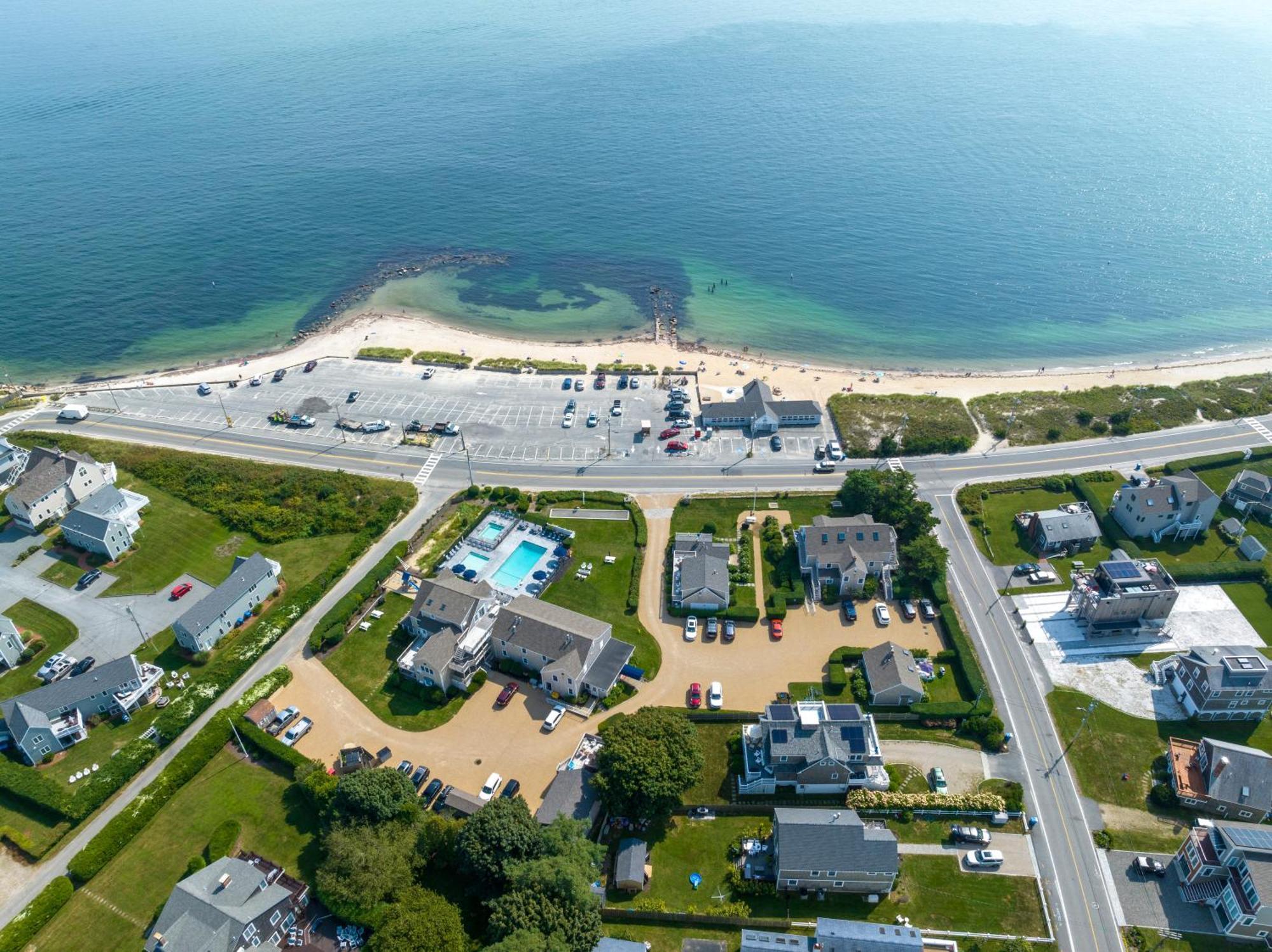 Beachside Village Resort فالماوث المظهر الخارجي الصورة